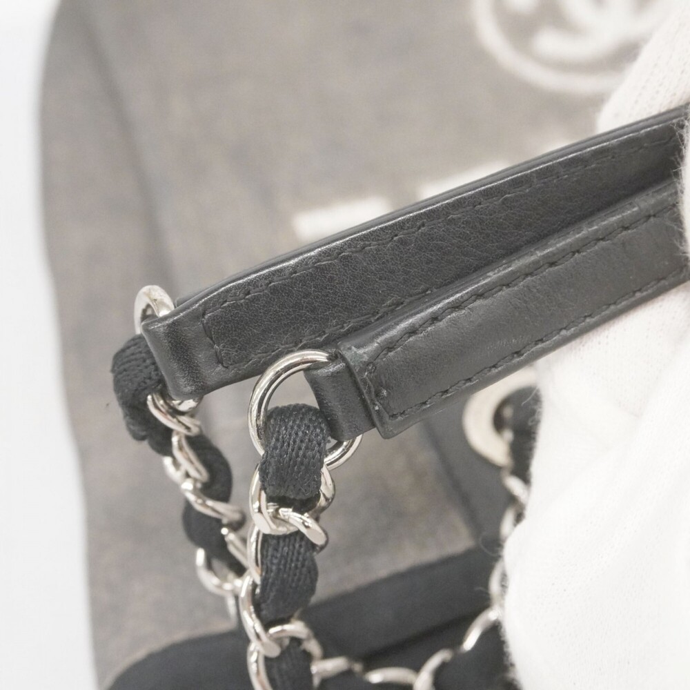 CHANEL Black Canvas Deauville Tote Bag - Picture 13 of 16